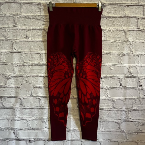 NWT Fabletics Seamless Butterfly 7/8 Leggings - Picture 5 of 10